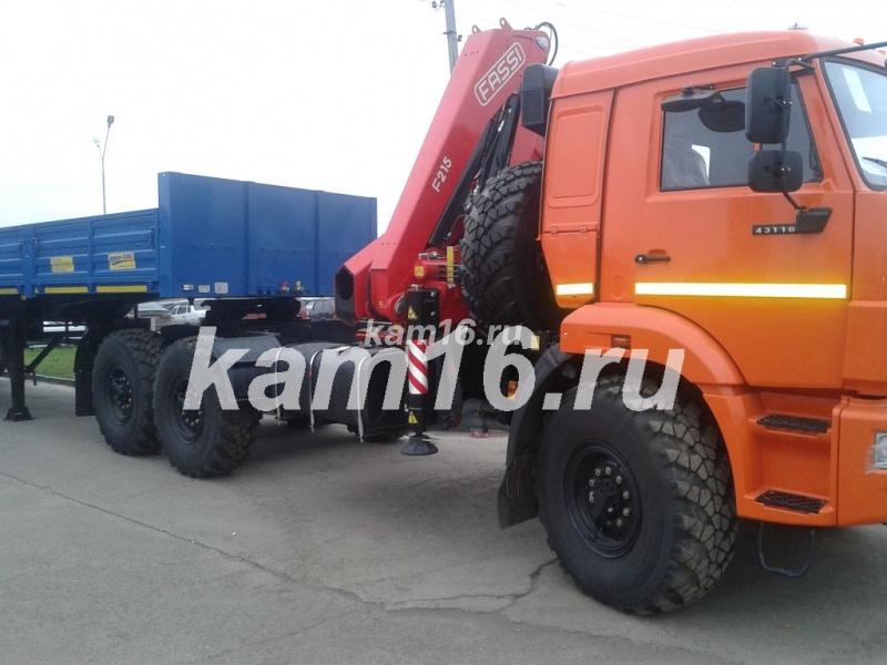 Тягач КАМАЗ 44108 с КМУ Fassi F215